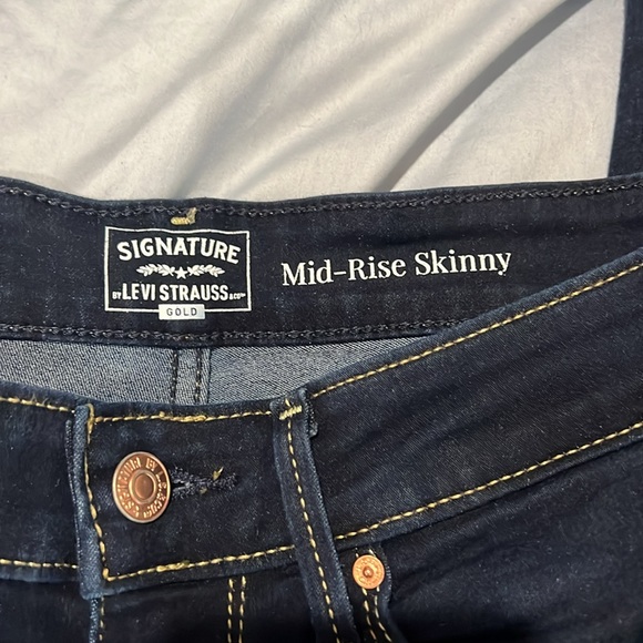 Levi’s GOLD Mide rise skinny size 30/32 - Picture 2 of 5